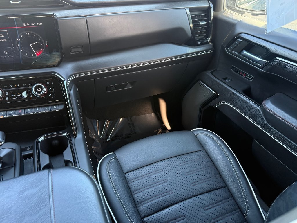 Used 2024 GMC Sierra 1500 AT4X AWD/4WD image 23