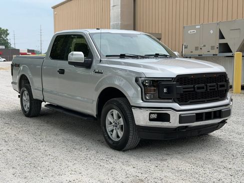 Used 2018 Ford F150 XLT AWD/4WD image 3