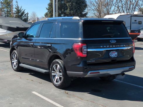 Used 2024 Ford Expedition Limited AWD/4WD image 8