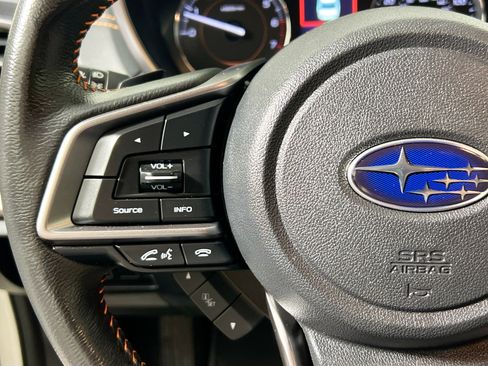 Used 2023 Subaru Crosstrek 2.5i Limited w/ Moonroof Package image 18