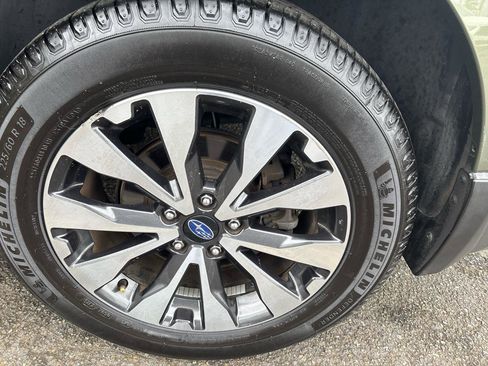 Used 2017 Subaru Outback 2.5i Limited image 44