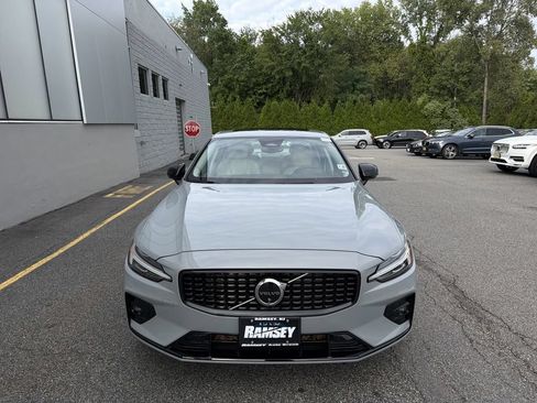 Certified 2024 Volvo S60 B5 Plus w/ Climate Package AWD/4WD image 3