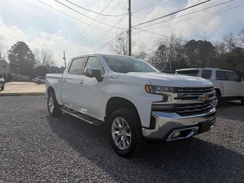 Used 2019 Chevrolet Silverado 1500 LTZ w/ LTZ Premium Package image 10