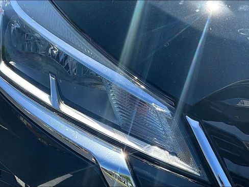 Used 2025 Nissan Kicks Play S image 29