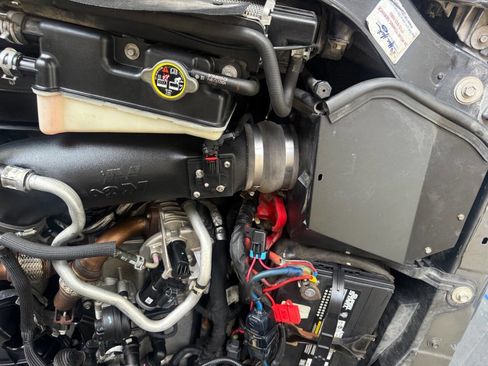 Used 2016 Ford F250 Lariat w/ Lariat Ultimate Package image 26