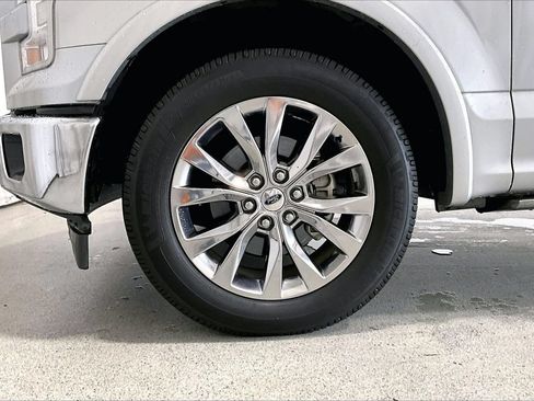 Used 2017 Ford F150 Lariat w/ Equipment Group 502A Luxury RWD image 6
