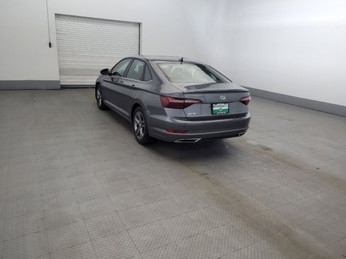 Used 2020 Volkswagen Jetta R-Line w/ R-Line Cold Weather Package FWD image 5