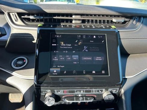 New 2025 Jeep Grand Cherokee 4WD image 17