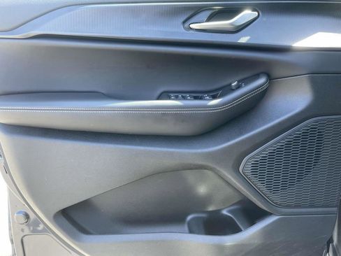 Certified 2025 Jeep Grand Cherokee Laredo w/ Trailer Tow Package image 28