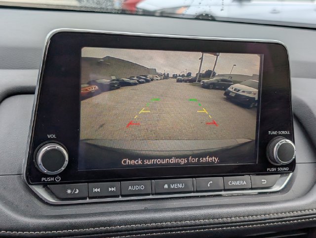 Used 2024 Nissan Rogue SV FWD image 28