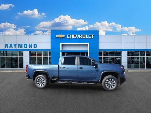 New 2026 Chevrolet Silverado 2500 Custom w/ Custom Value Package AWD/4WD image 2