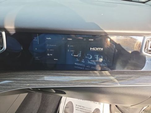 Used 2022 Jeep Wagoneer Series III w/ Flexible Seating Group image 35