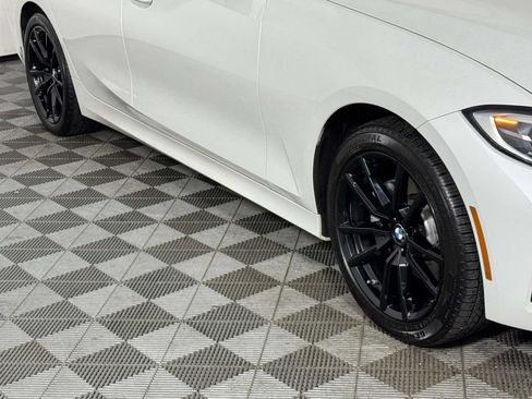 Used 2020 BMW 330i xDrive Sedan w/ Premium Package AWD/4WD image 12