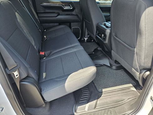 Used 2024 Chevrolet Silverado 1500 LT w/ Convenience Package II AWD/4WD image 16