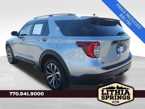 Certified 2023 Ford Explorer ST-Line w/ Class IV Trailer Tow Package image 5