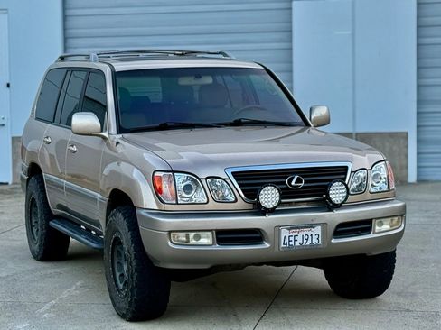 Used 1999 Lexus LX 470 4WD image 16