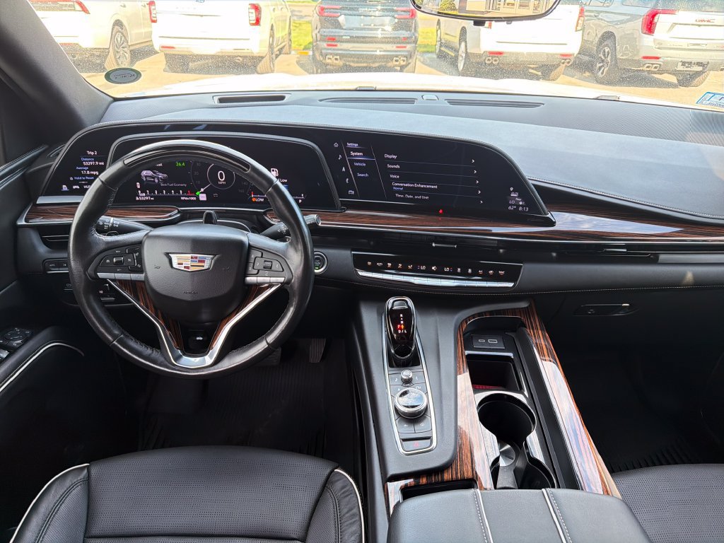 Certified 2024 Cadillac Escalade Premium Luxury w/ Performance Package AWD/4WD image 13