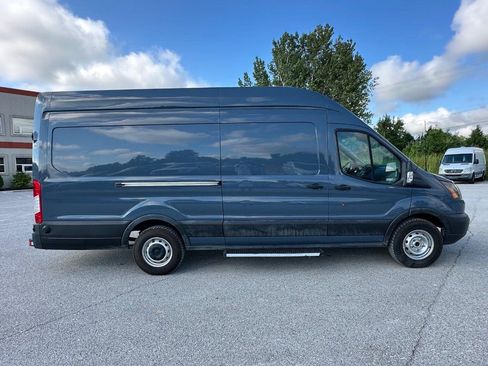 Used 2019 Ford Transit 250 148 High Roof Extended RWD image 4