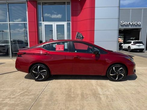 Certified 2025 Nissan Versa SR FWD image 3