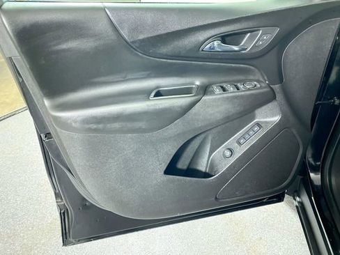 Used 2020 Chevrolet Equinox LT w/ Midnight Edition image 21