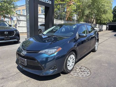 Used 2019 Toyota Corolla LE FWD image 4
