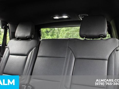 Used 2025 Chevrolet Tahoe LT AWD/4WD image 19
