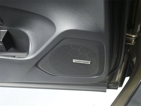 New 2025 Subaru Ascent Touring image 21