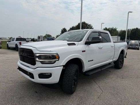 Used 2022 RAM 2500 Laramie AWD/4WD image 3