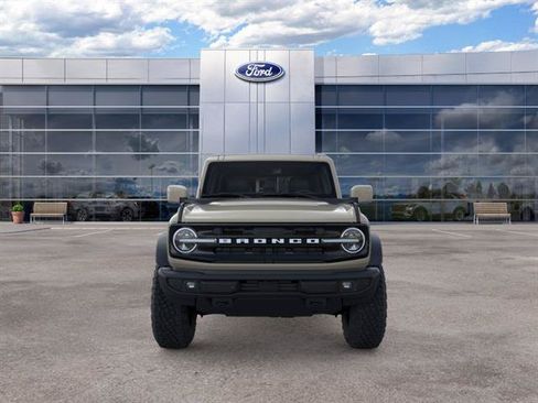 New 2026 Ford Bronco Outer Banks w/ Sasquatch Package AWD/4WD image 6