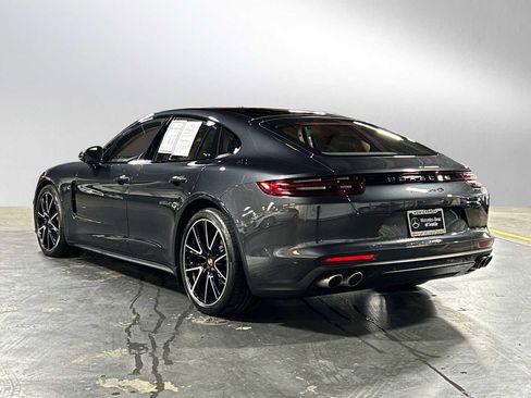 Used 2018 Porsche Panamera 4S AWD/4WD image 5