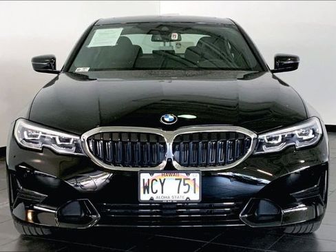 Used 2021 BMW 330i Sedan w/ Convenience Package RWD image 3