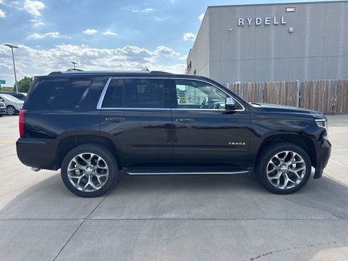 Used 2017 Chevrolet Tahoe Premier AWD/4WD image 4