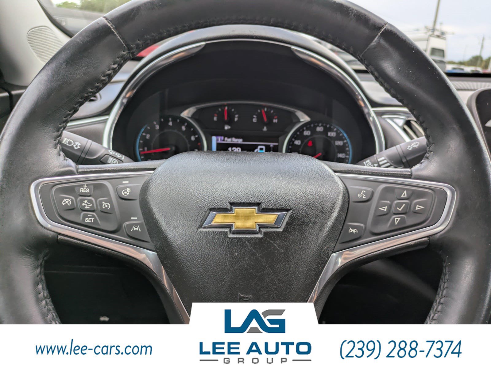 Used 2017 Chevrolet Malibu Premier w/ Premier Sun and Wheel Package FWD image 24