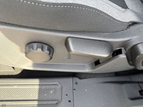 New 2025 Ford Bronco Base image 15