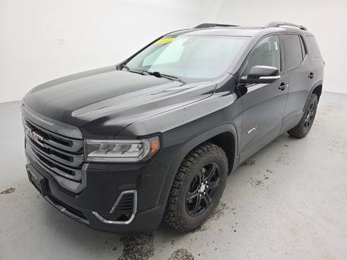 Used 2023 GMC Acadia AT4 w/ GMC Pro Grade Package AWD/4WD image 6