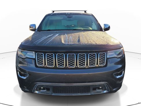 Used 2018 Jeep Grand Cherokee Overland AWD/4WD image 2
