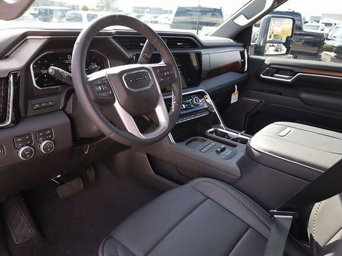 New 2026 GMC Sierra 3500 Denali w/ Technology Package image 13