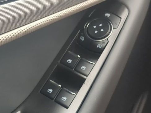 New 2026 Ford Explorer Active image 23