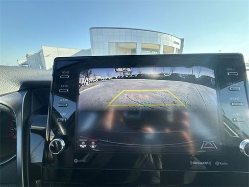 Used 2023 Toyota Camry XSE image 17