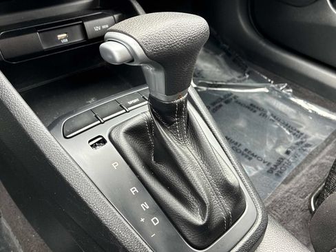 Used 2021 Kia Rio S FWD image 28
