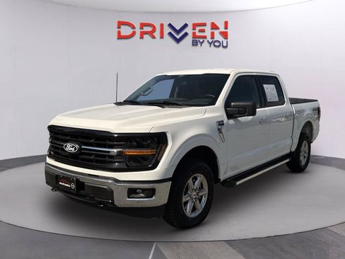 Used 2025 Ford F150 XLT w/ Equipment Group 301A Standard AWD/4WD image 8