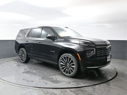 New 2026 Chevrolet Tahoe High Country image 3