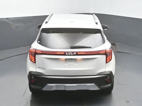 Used 2025 Kia Seltos S FWD image 44