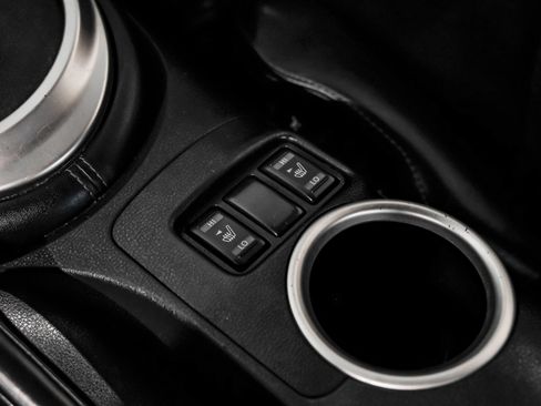 Used 2013 Nissan 370Z Touring w/ Sport Pkg RWD image 30