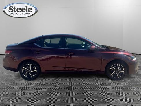 Used 2025 Nissan Sentra SV FWD image 6