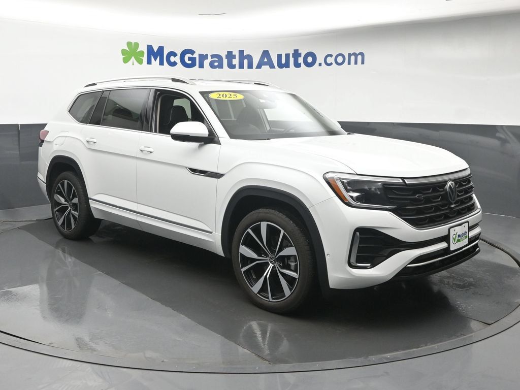Used 2025 Volkswagen Atlas SEL Premium R-Line AWD/4WD image 2