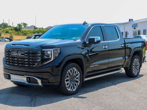Used 2023 GMC Sierra 1500 Denali Ultimate AWD/4WD image 6