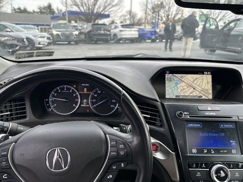 Used 2018 Acura ILX image 12