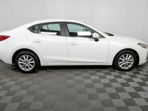 Used 2017 MAZDA MAZDA3 Sport w/ Preferred Equipment Package FWD image 2