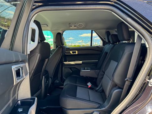 Certified 2023 Ford Explorer XLT AWD/4WD image 18
